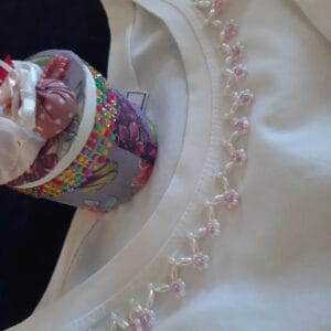 T-shirt brodé de perles